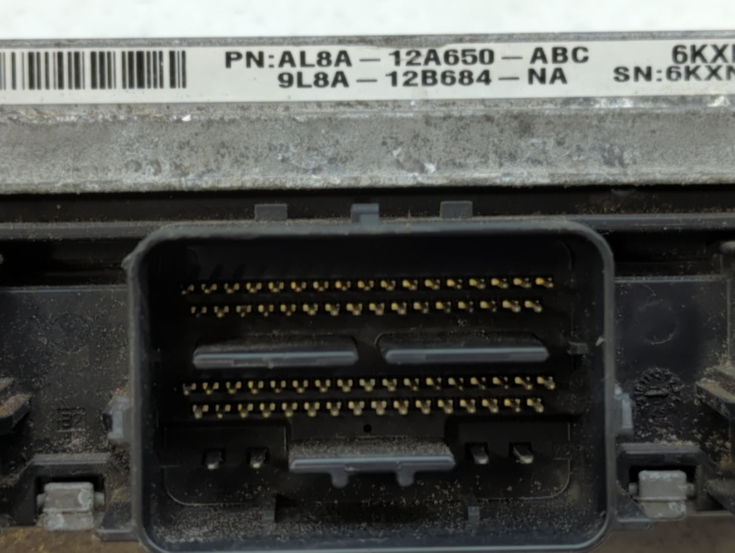 Ford Escape Chassis Control Module Ccm Bcm Body Control - Oemusedautoparts1.com