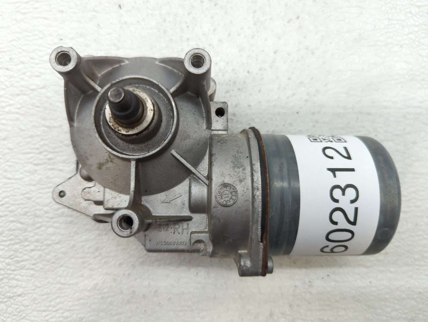 2008-2012 Ford Escape Front Windshield Wiper Motor P/N:W000017741 53695-C-20.08.11 Fits Fits 2008 2009 2010 2011 2012 OEM Us