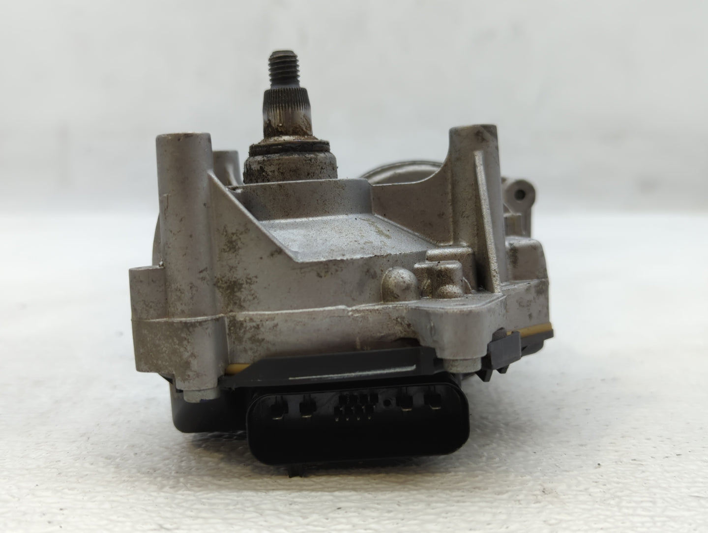 2008-2012 Ford Escape Front Windshield Wiper Motor P/N:W000017741 53695-C-20.08.11 Fits Fits 2008 2009 2010 2011 2012 OEM Us