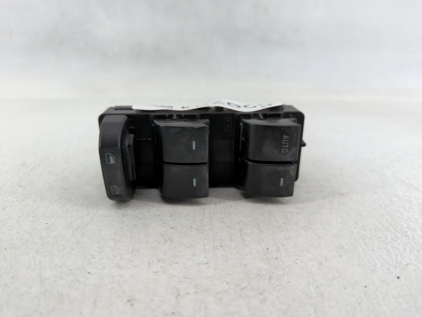 2008-2012 Ford Escape Master Power Window Switch Replacement Driver Side Left P/N:8L8T-14540-ACW Fits OEM Used Auto Parts - 