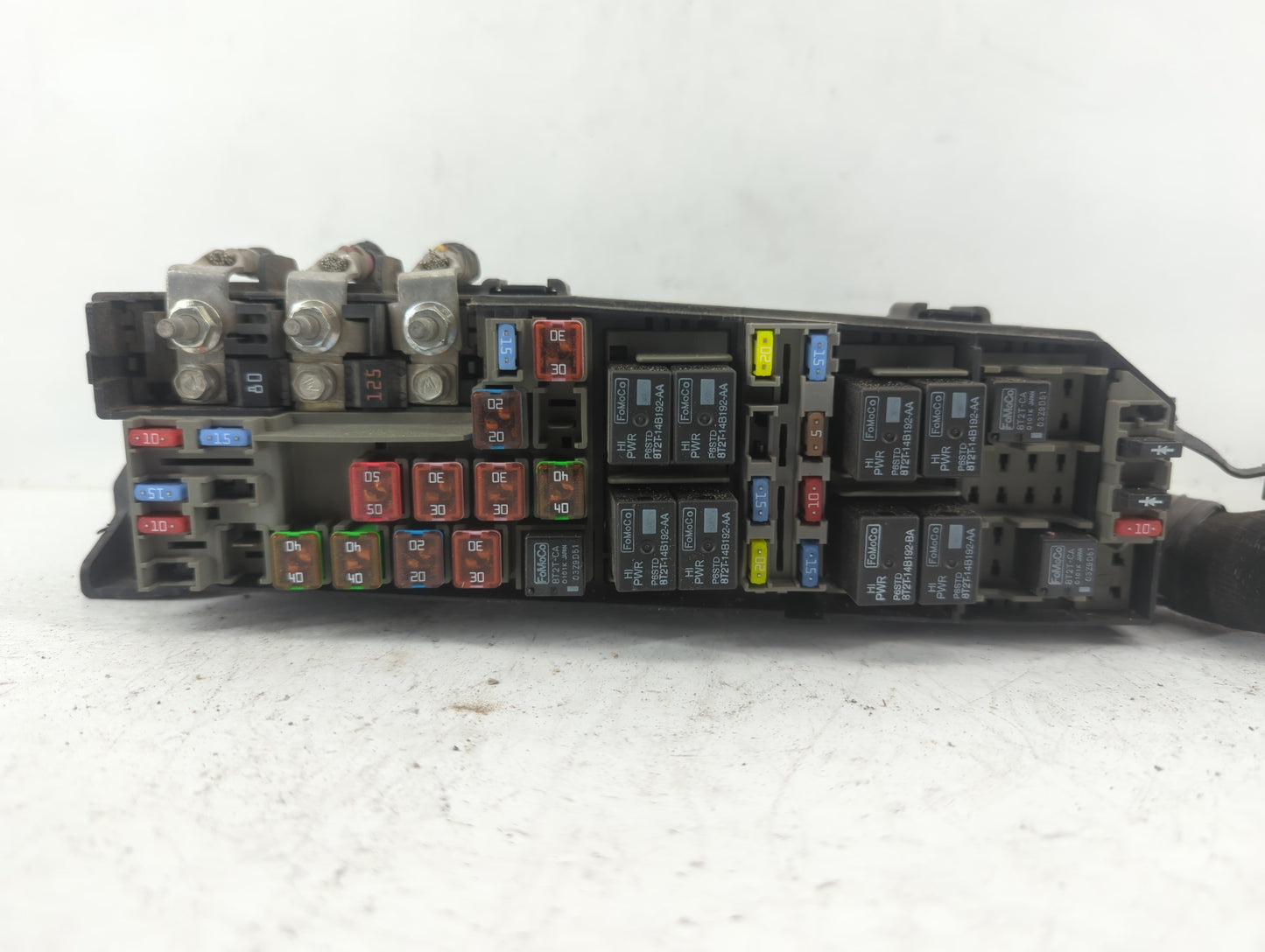 2010 Ford Escape Fusebox Fuse Box Panel Relay Module P/N:8L8T-14A003-AE Fits OEM Used Auto Parts - Oemusedautoparts1.com