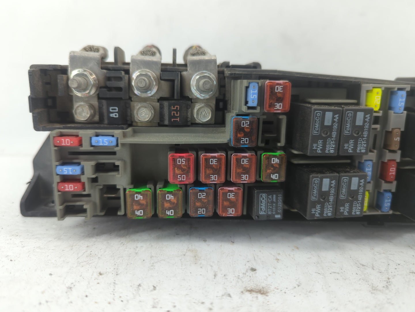 2010 Ford Escape Fusebox Fuse Box Panel Relay Module P/N:8L8T-14A003-AE Fits OEM Used Auto Parts - Oemusedautoparts1.com