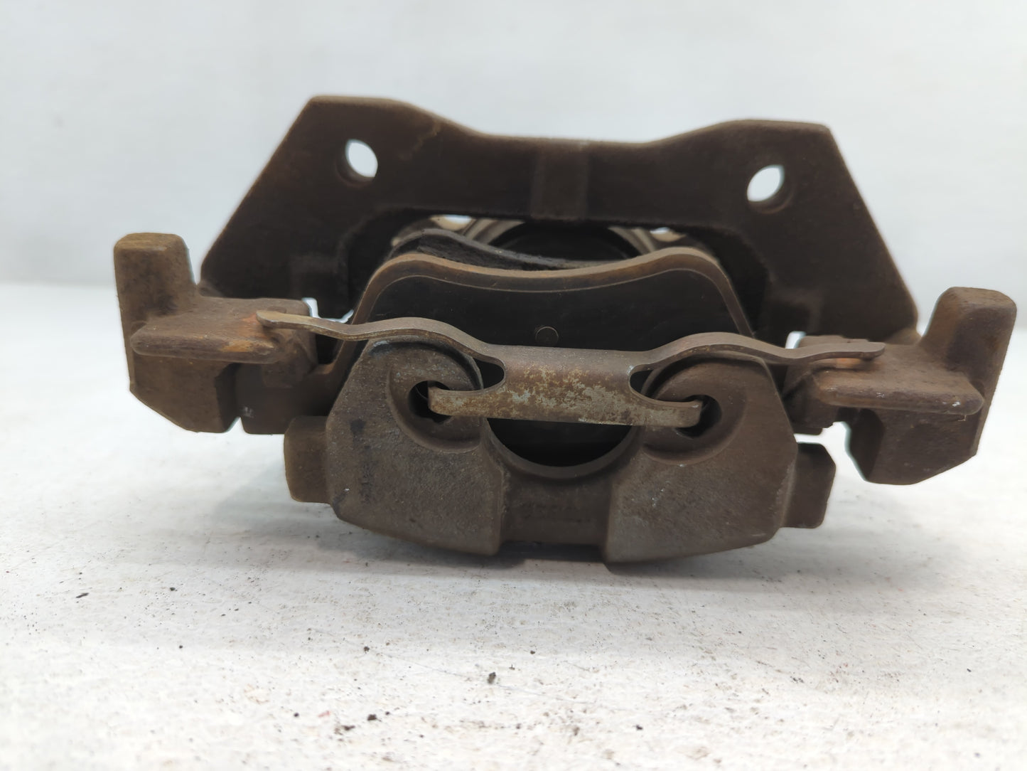 2009-2010 Ford Escape Front Passenger Right Brake Caliper - Oemusedautoparts1.com