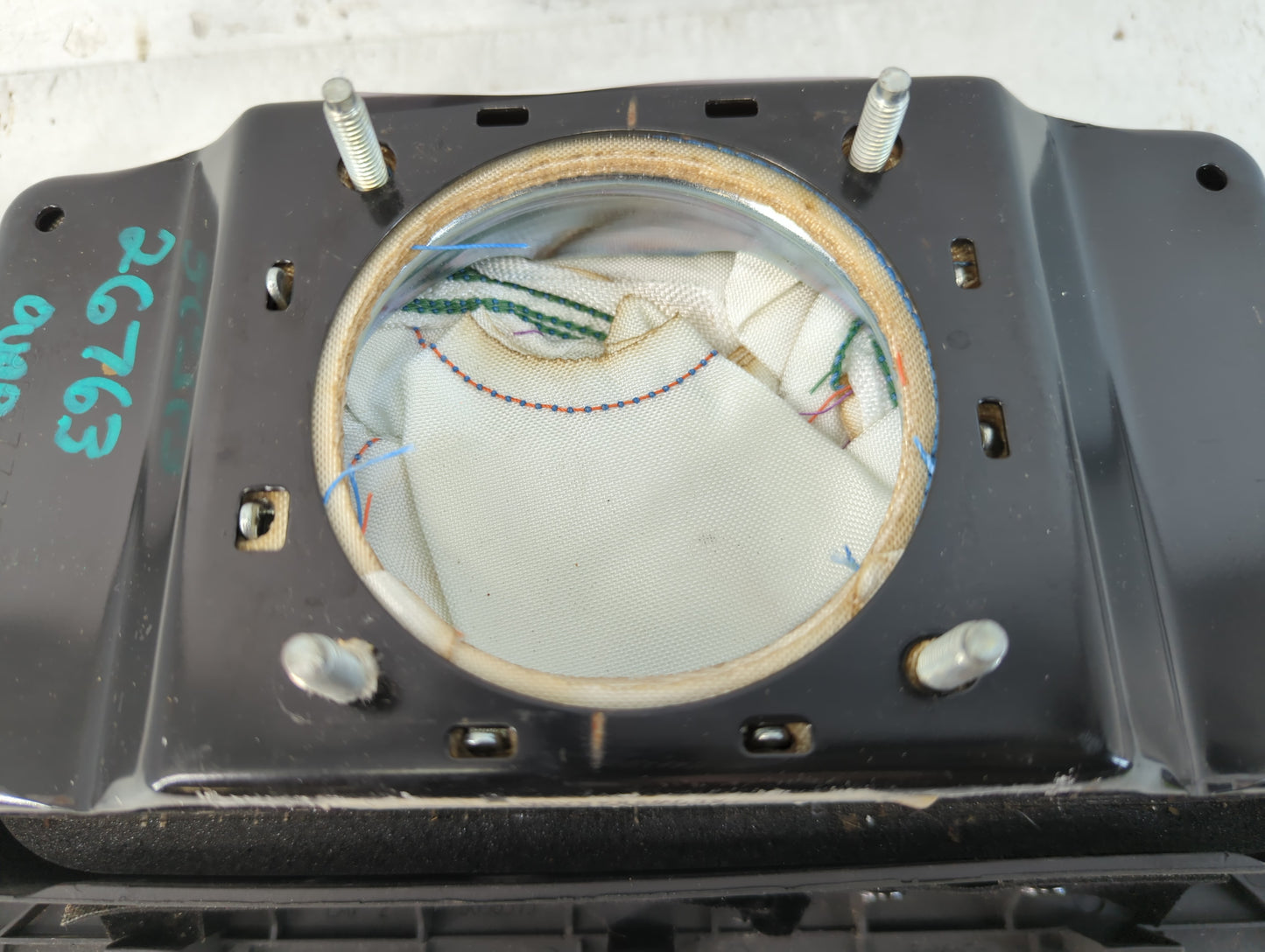 2008-2012 Ford Escape Air Bag Driver Left Steering Wheel Mounted - Oemusedautoparts1.com