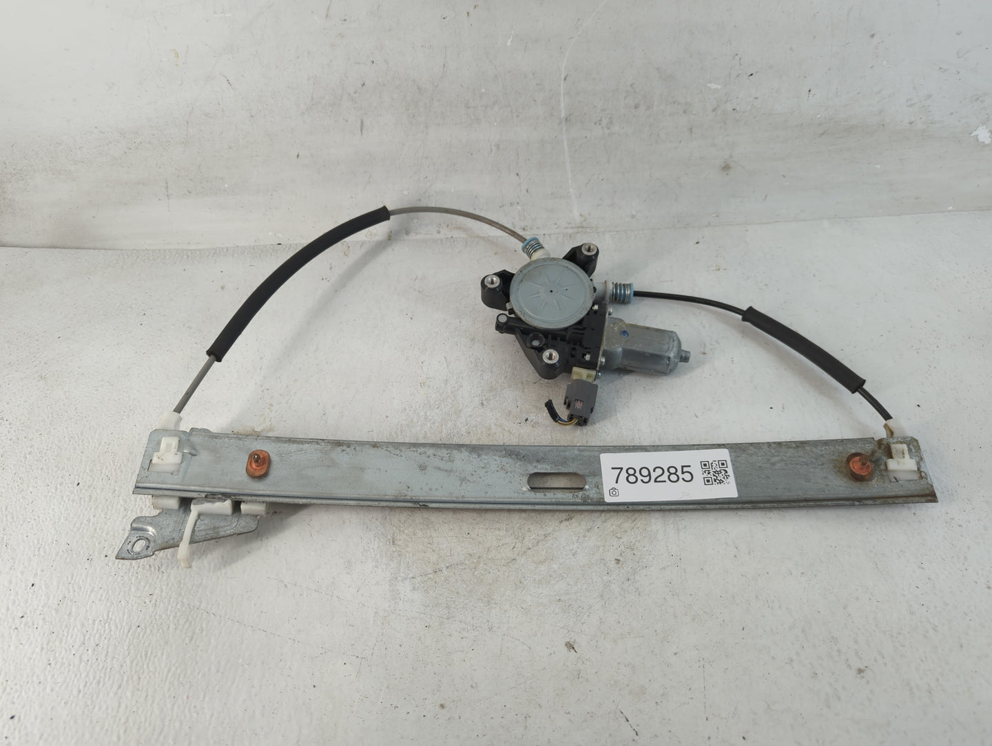 2008-2012 Ford Escape Driver Left Front Window Regulator 789285 - Oemusedautoparts1.com