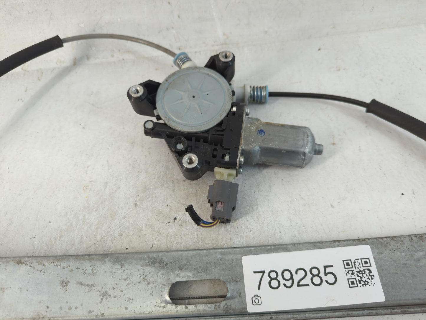 2008-2012 Ford Escape Driver Left Front Window Regulator 789285 - Oemusedautoparts1.com