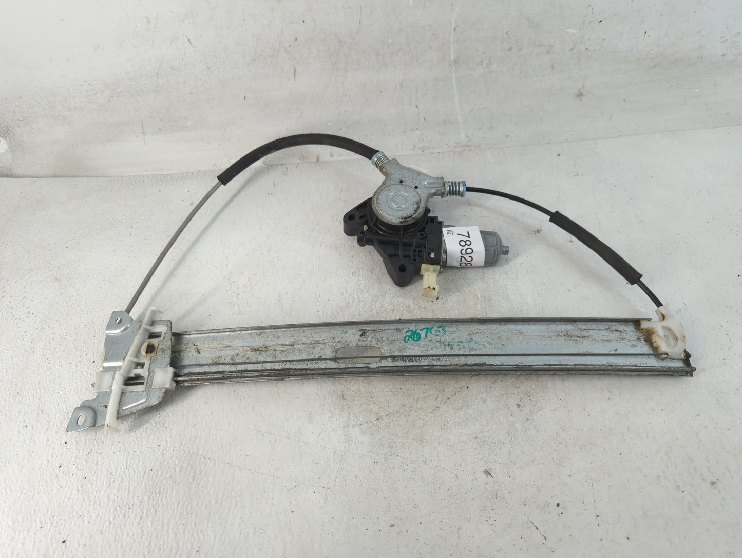 2008-2012 Ford Escape Used Window Regulator Passenger Front 789288 - Oemusedautoparts1.com