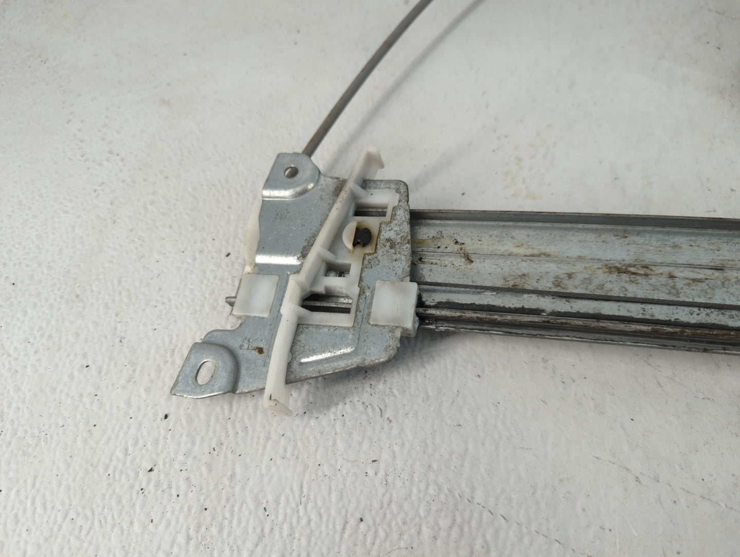 2008-2012 Ford Escape Used Window Regulator Passenger Front 789288 - Oemusedautoparts1.com