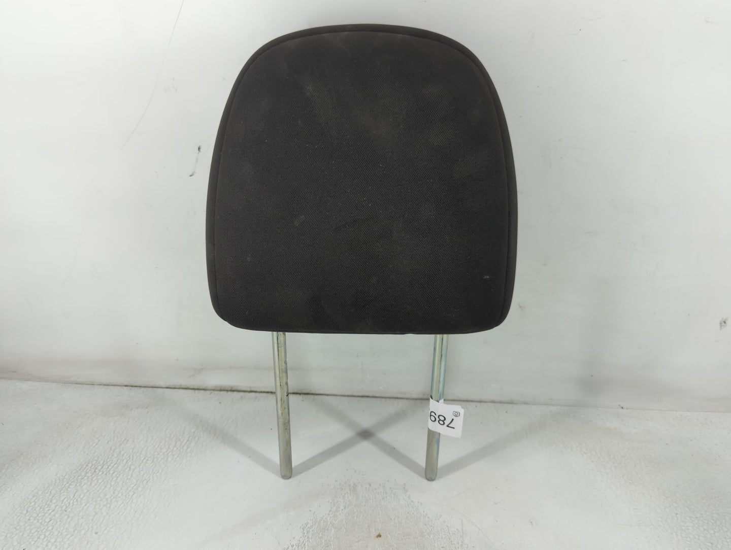 2009-2012 Ford Escape Headrest Head Rest Front Driver Passenger Seat Fits Fits 2009 2010 2011 2012 OEM Used Auto Parts - Oem