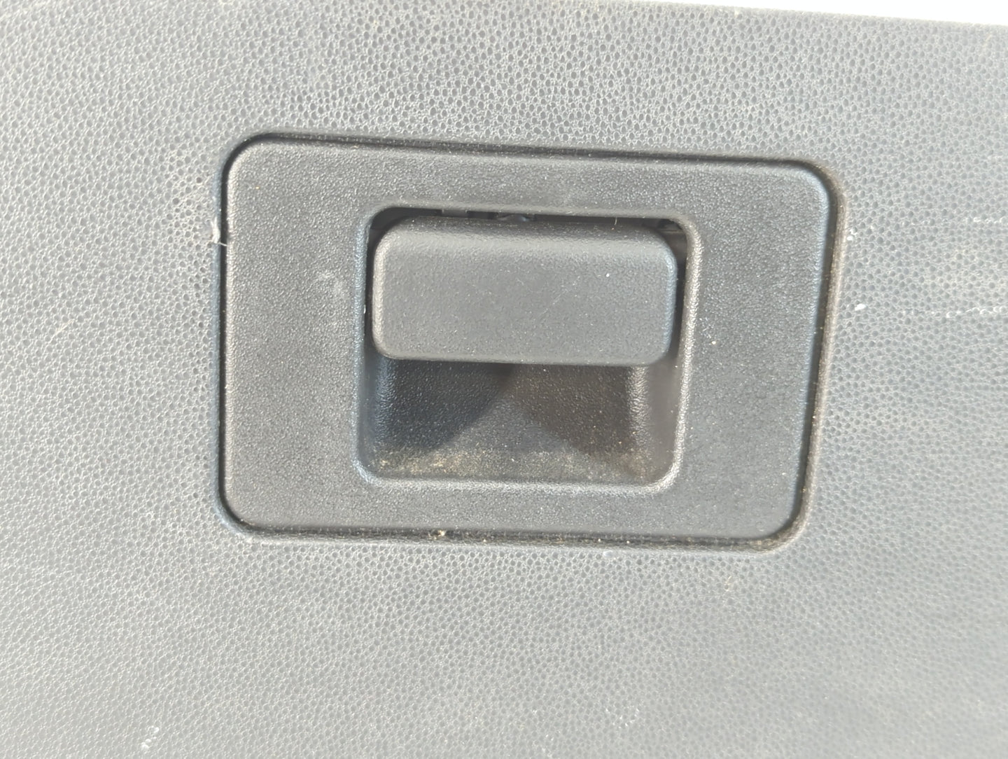 2010 Ford Escape Passenger Glove Box Door Storage Compartment - Oemusedautoparts1.com