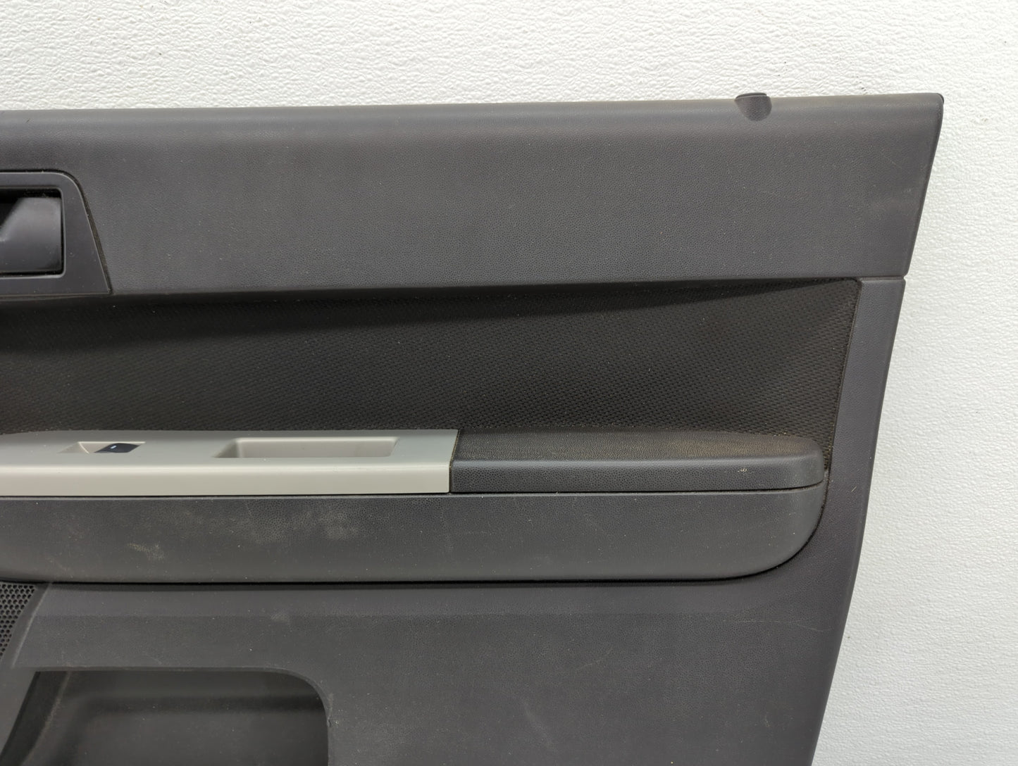 2010 Ford Escape Front Right Passenger Interior Door Panel Trim - Oemusedautoparts1.com