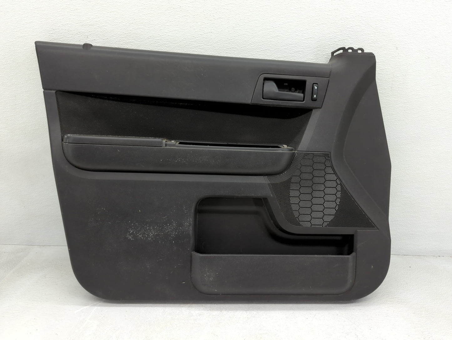 2010 Ford Escape Front Left Driver Interior Door Panel Trim - Oemusedautoparts1.com