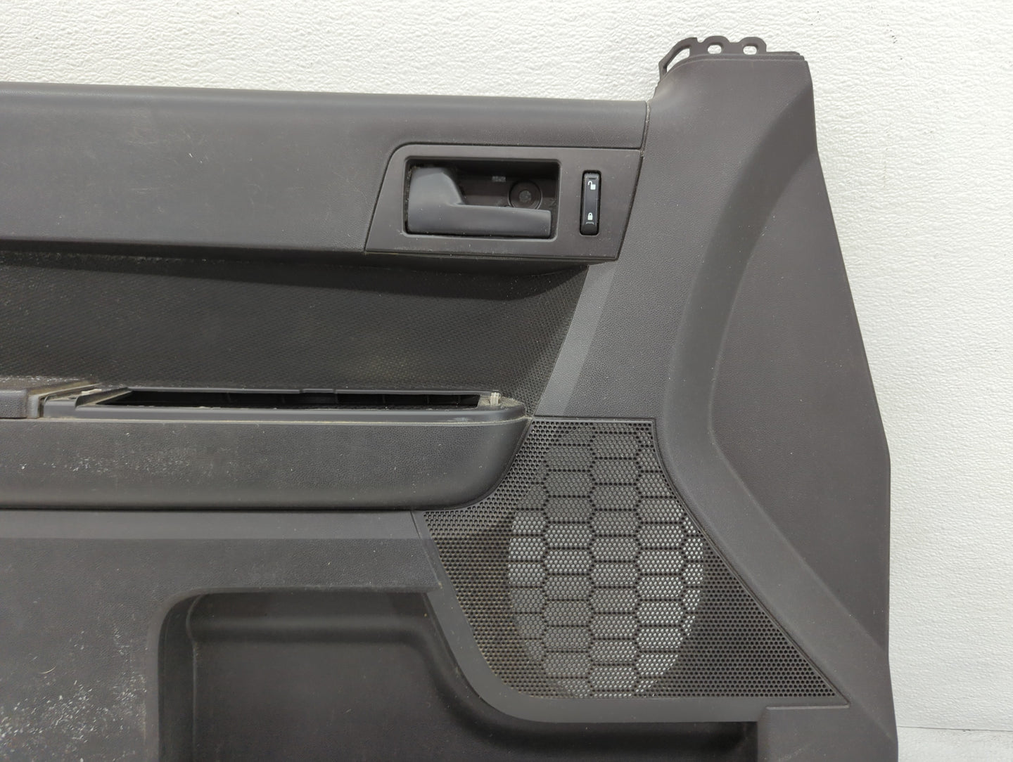 2010 Ford Escape Front Left Driver Interior Door Panel Trim - Oemusedautoparts1.com