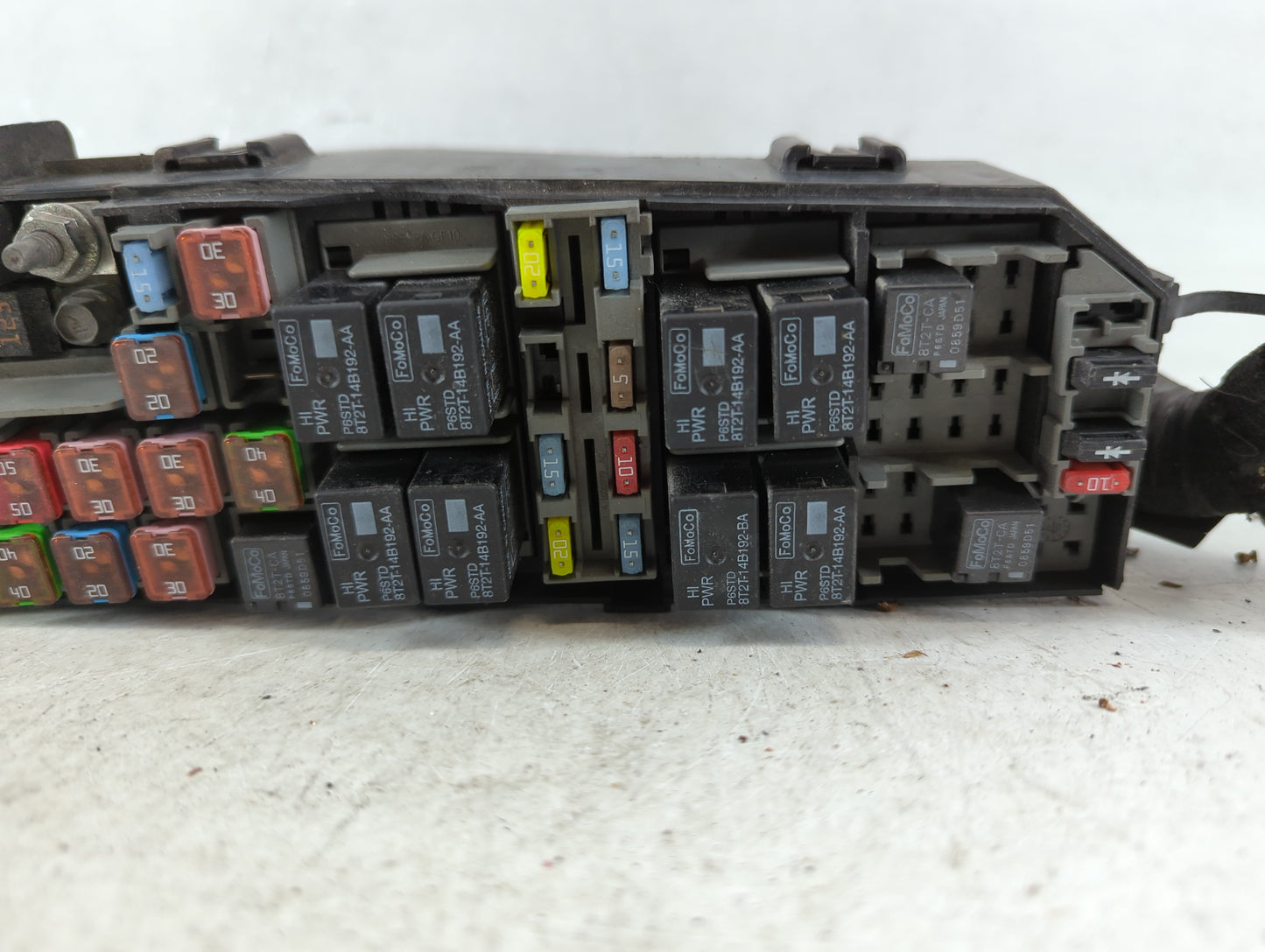 2010 Ford Escape Fusebox Fuse Box Panel Relay Module P/N:8L8T-14A003-AE Fits OEM Used Auto Parts - Oemusedautoparts1.com