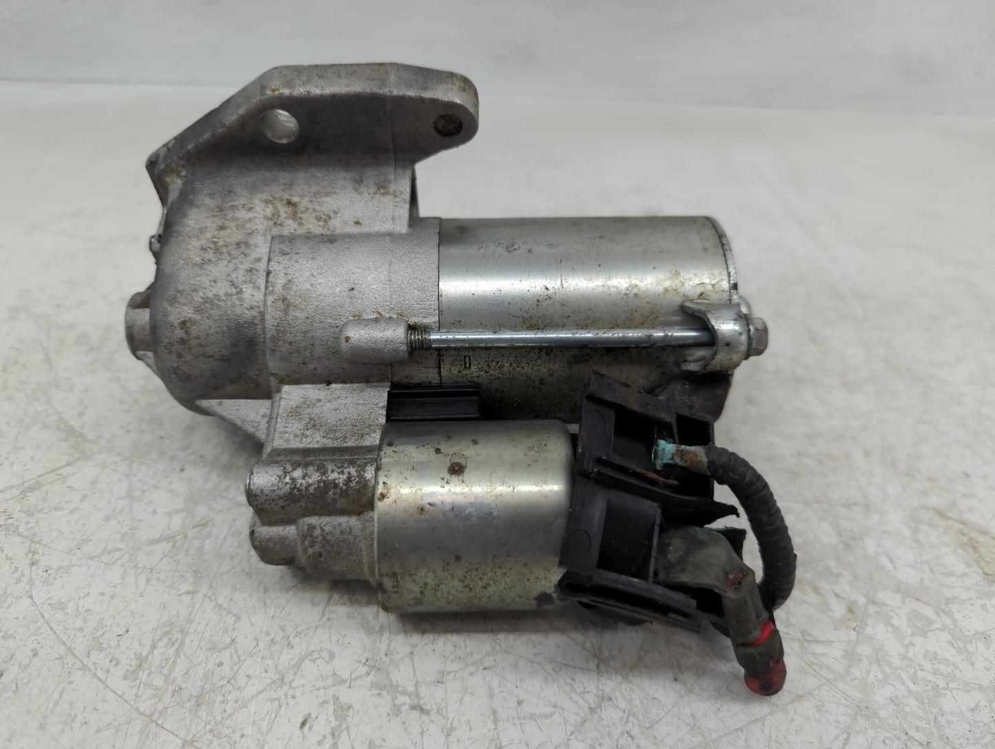 2005-2011 Ford Escape Car Starter Motor Solenoid OEM Fits Fits 2005 2006 2007 2008 2009 2010 2011 OEM Used Auto Parts - Oemu