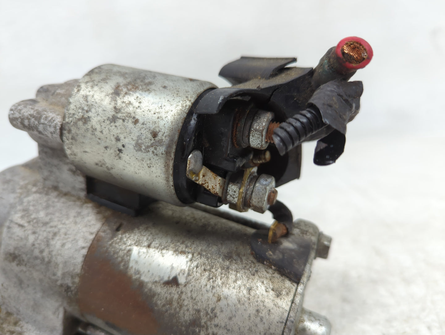 2005-2011 Ford Escape Car Starter Motor Solenoid OEM Fits Fits 2005 2006 2007 2008 2009 2010 2011 OEM Used Auto Parts - Oemu