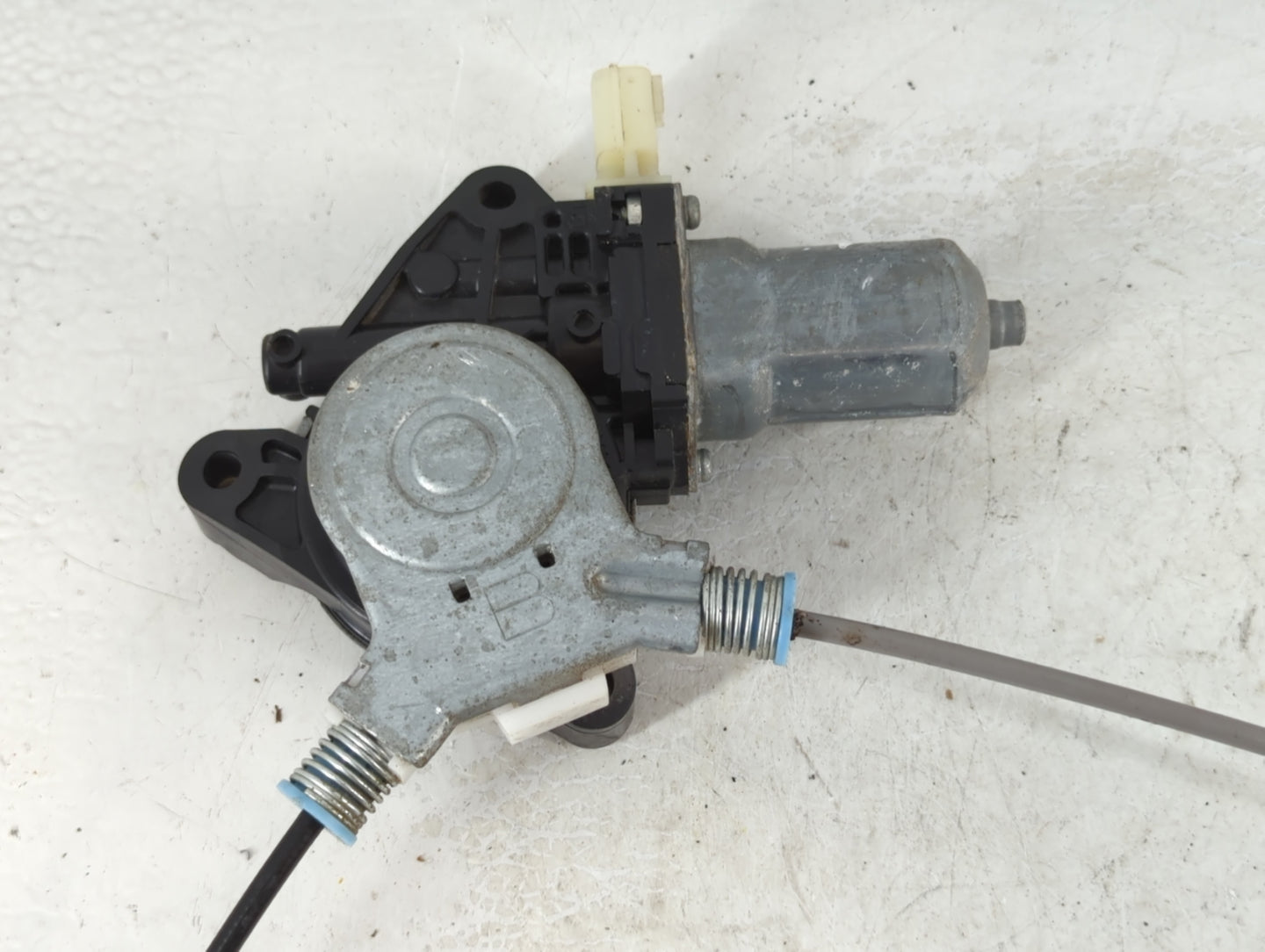 2008-2012 Ford Escape Driver Left Front Window Regulator 935436 - Oemusedautoparts1.com