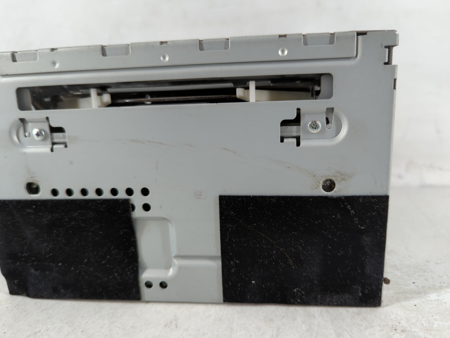 2010 Ford Escape Radio AM FM Cd Player Receiver Replacement P/N:9L8T-19C157-CC Fits OEM Used Auto Parts - Oemusedautoparts1.