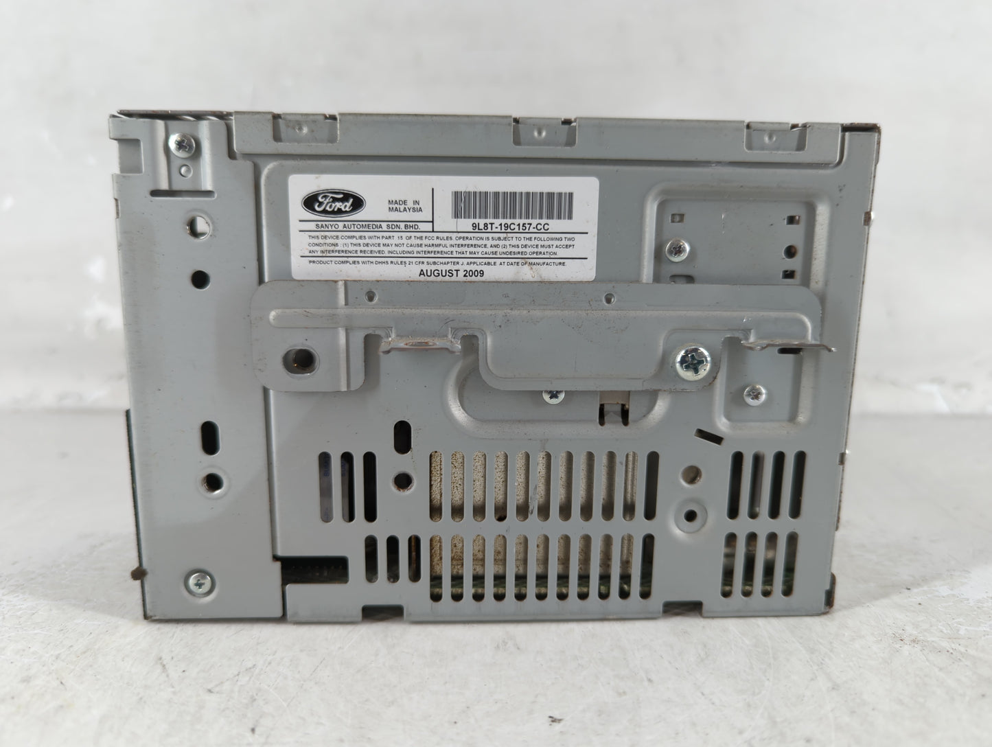 2010 Ford Escape Radio AM FM Cd Player Receiver Replacement P/N:9L8T-19C157-CC Fits OEM Used Auto Parts - Oemusedautoparts1.