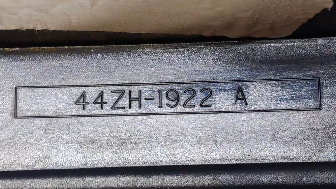 2010 Ford Escape Tail Light Assembly Passenger Right OEM P/N:8L84-13B504-A Fits Fits 2008 2009 2011 2012 OEM Used Auto Parts