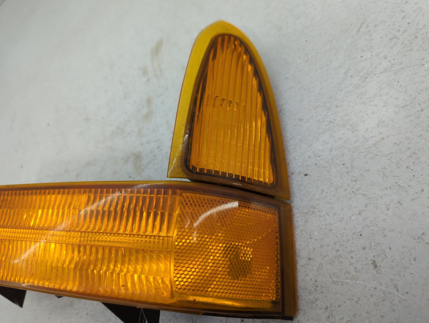 2010 Ford Excursion Driver Left Oem Front Light Lamp - Oemusedautoparts1.com