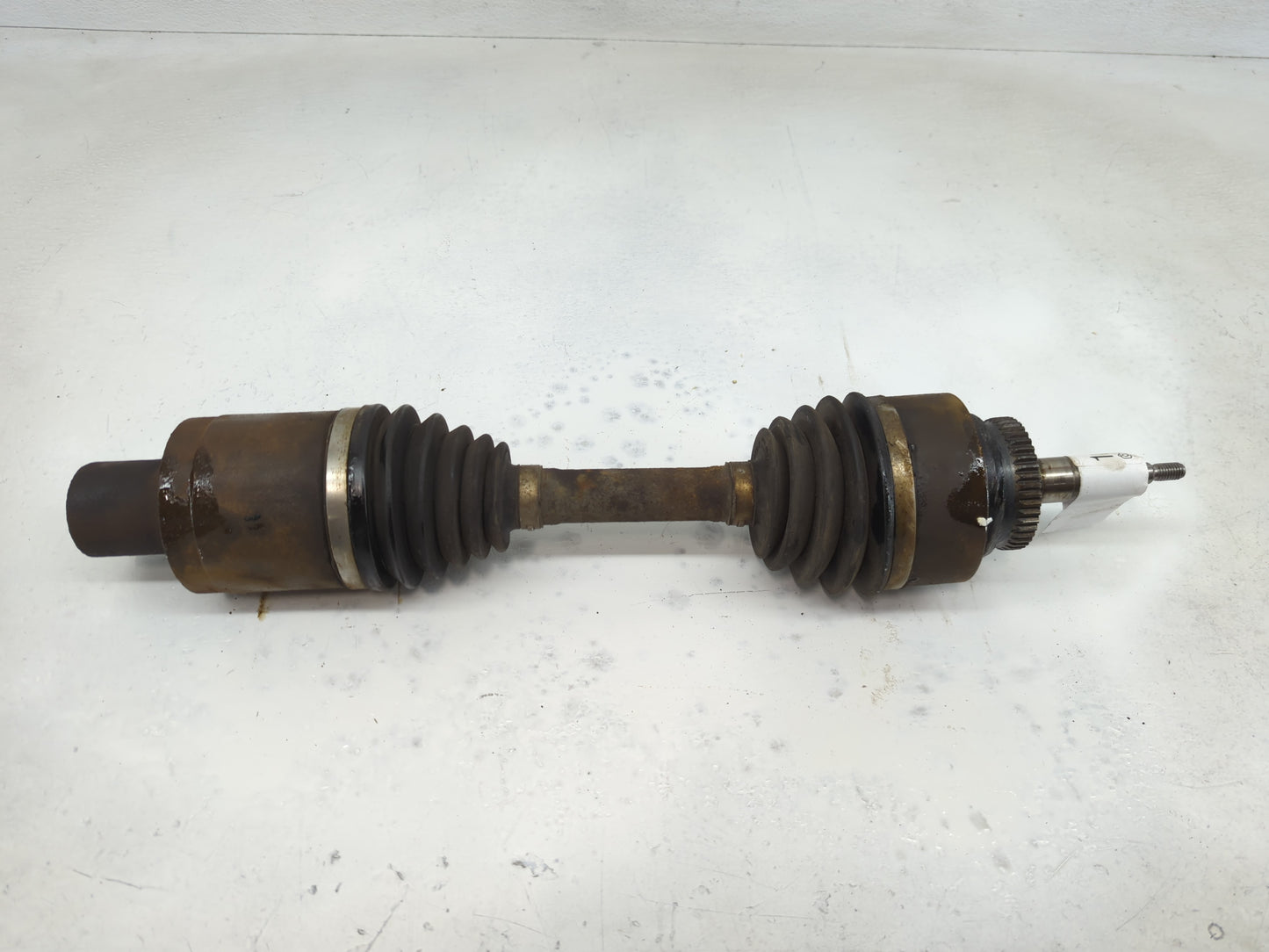 Ford Expedition Axle Shaft Front Driver Cv C/v - Oemusedautoparts1.com