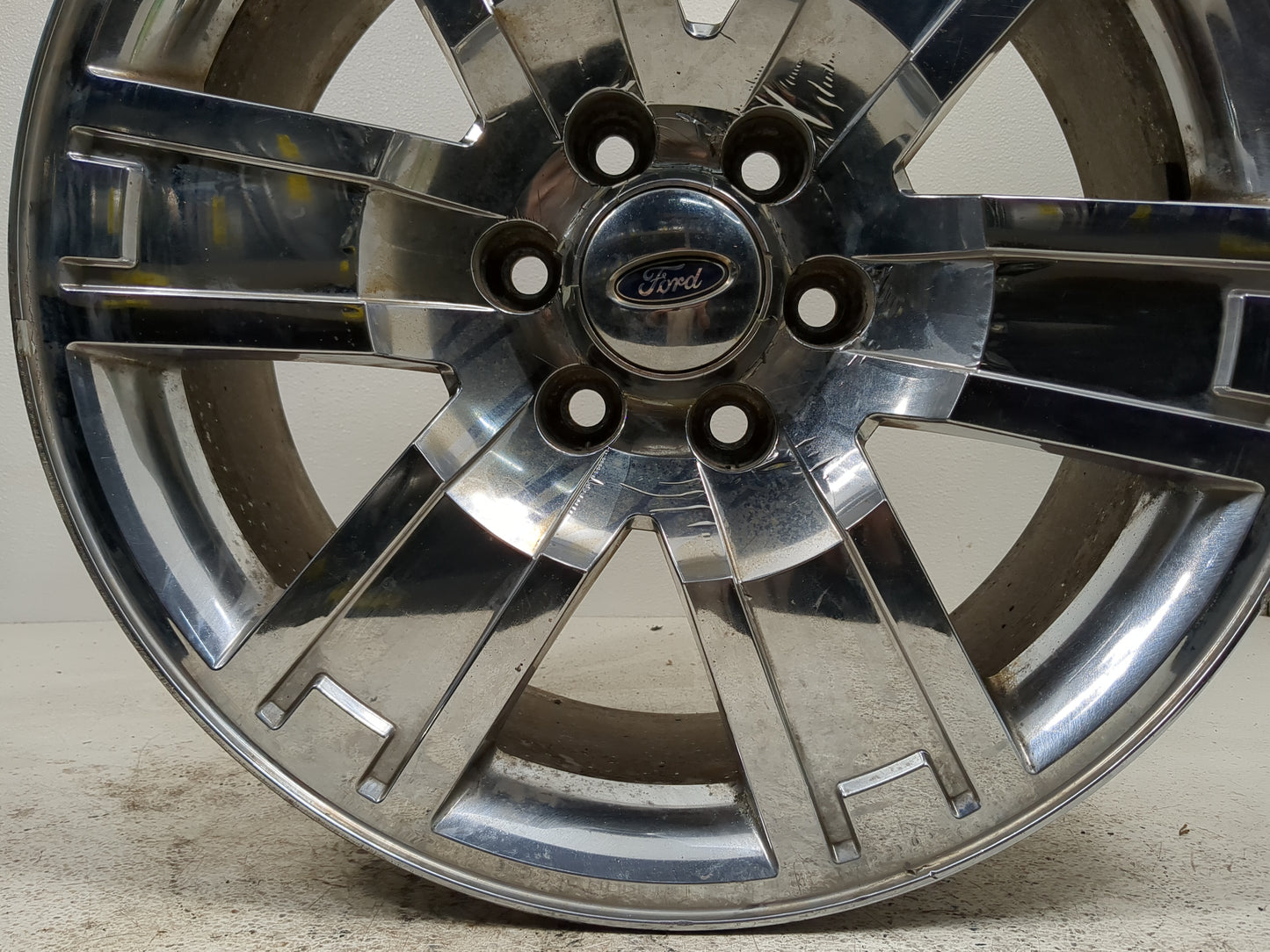 2010 Ford Expedition Oem Wheel Rim - Oemusedautoparts1.com