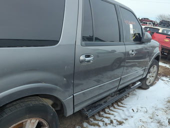 compare product 2010 Ford Expedition Passenger Rear Door Oem