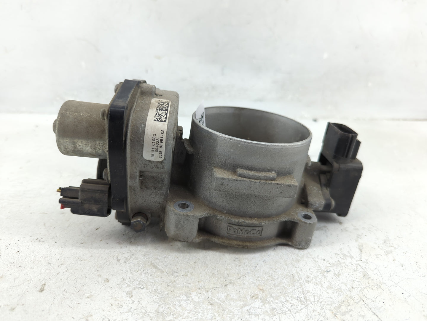 2010 Ford Expedition Throttle Body P/N:8L3E-9F991-CA Fits Fits 2011 2012 2013 2014 OEM Used Auto Parts - Oemusedautoparts1.c