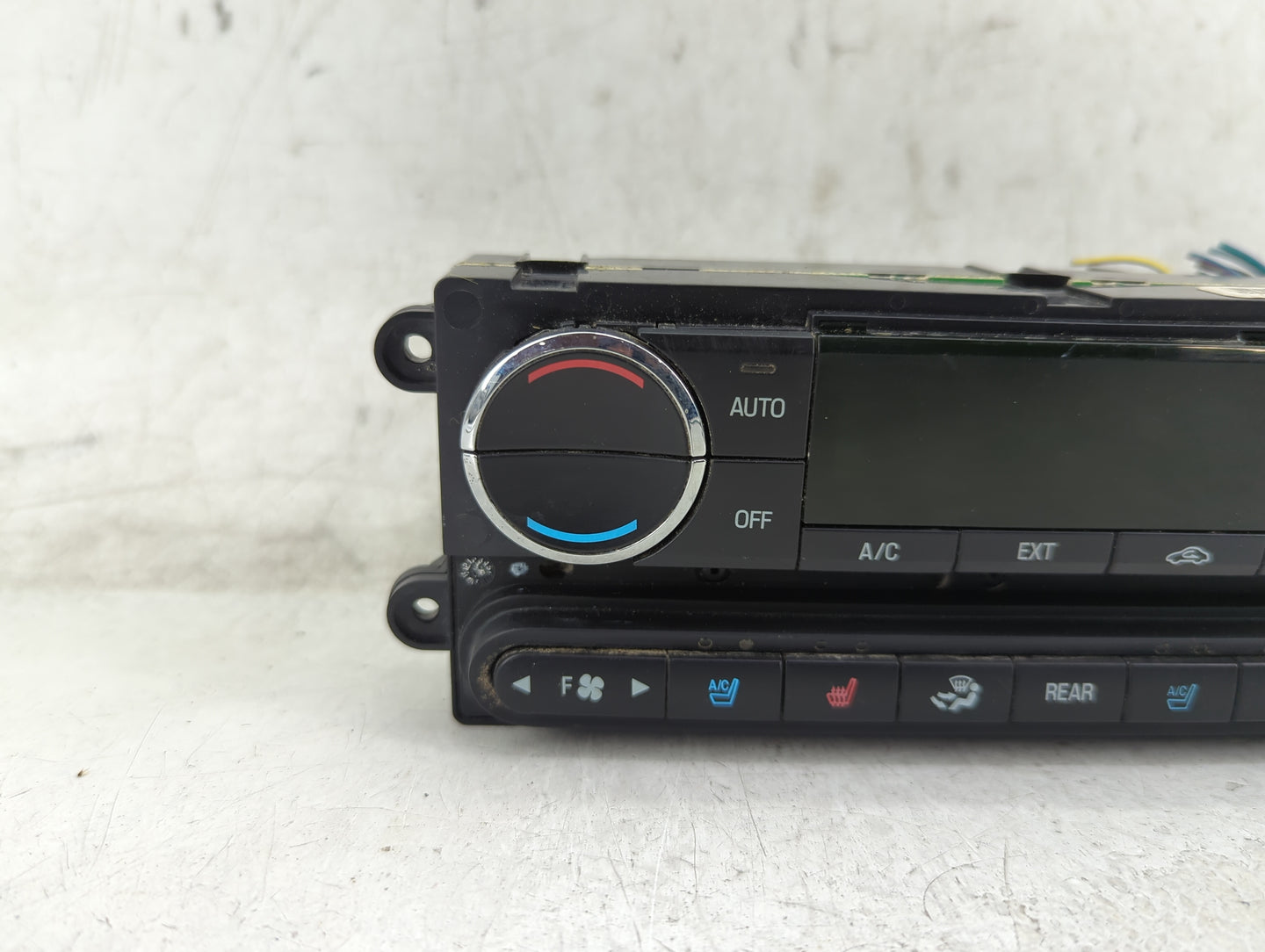 2010 Ford Expedition Climate Control Module Temperature AC/Heater Replacement P/N:18C12-DZU7A Fits OEM Used Auto Parts - Oem