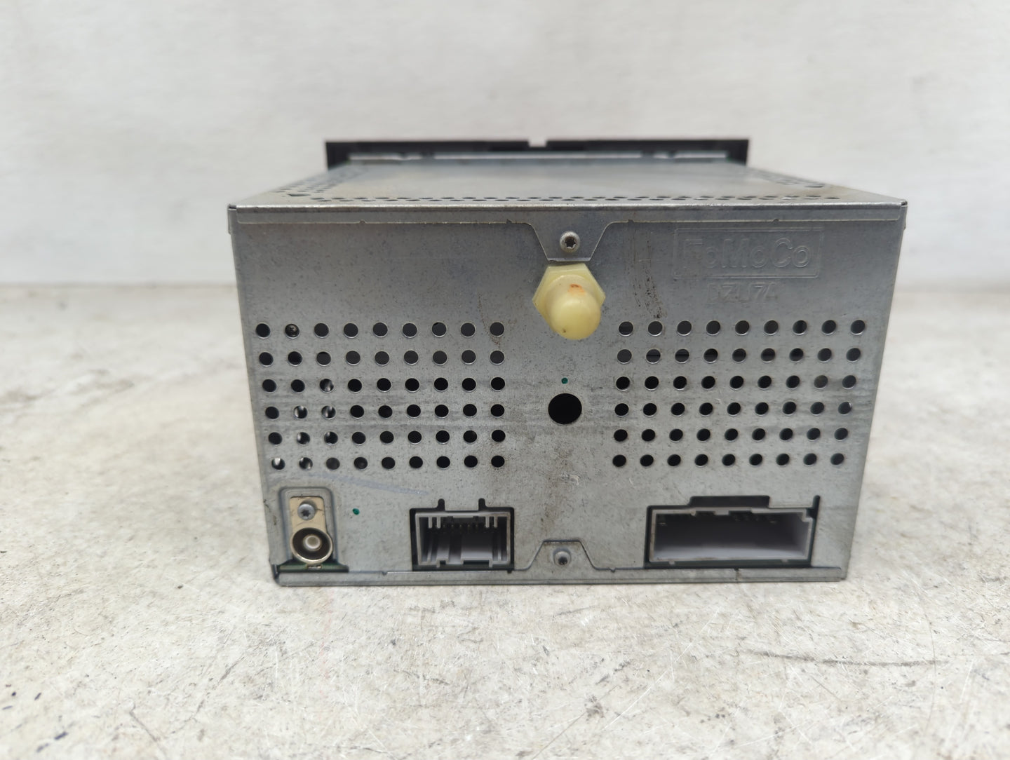 2010 Ford Expedition Radio AM FM Cd Player Receiver Replacement P/N:AL1T-18C815-JC 9XEF002380 Fits OEM Used Auto Parts - Oem