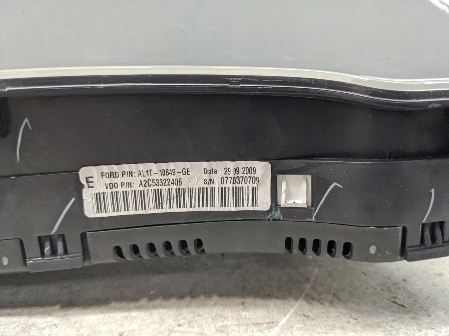 2010 Ford Expedition Instrument Cluster Speedometer Gauges P/N:AL1T-10849-GE A2C53322406, 7L1T-10849, 7L7T-10849 Miles:114K 