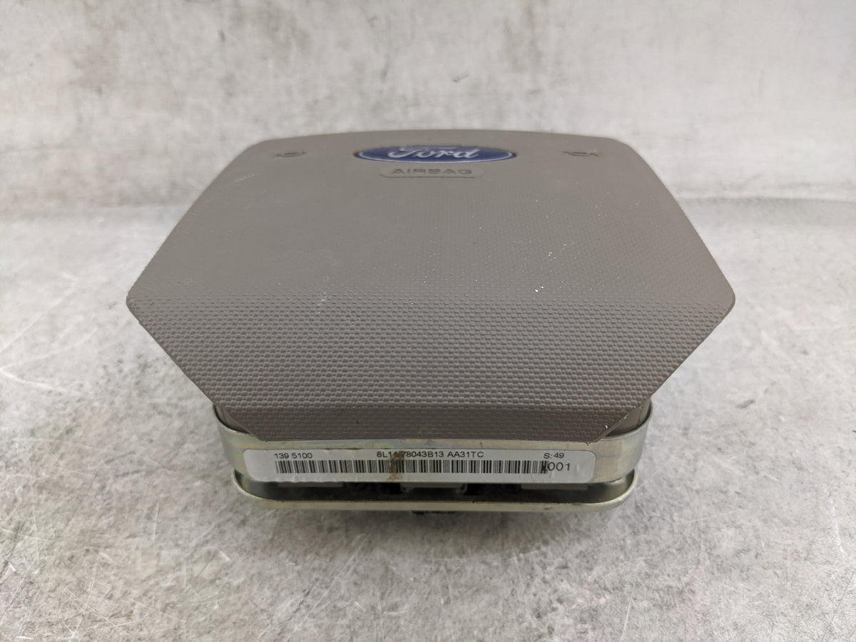 2010 Ford Expedition Air Bag Driver Left Steering Wheel Mounted 1477648 - Oemusedautoparts1.com
