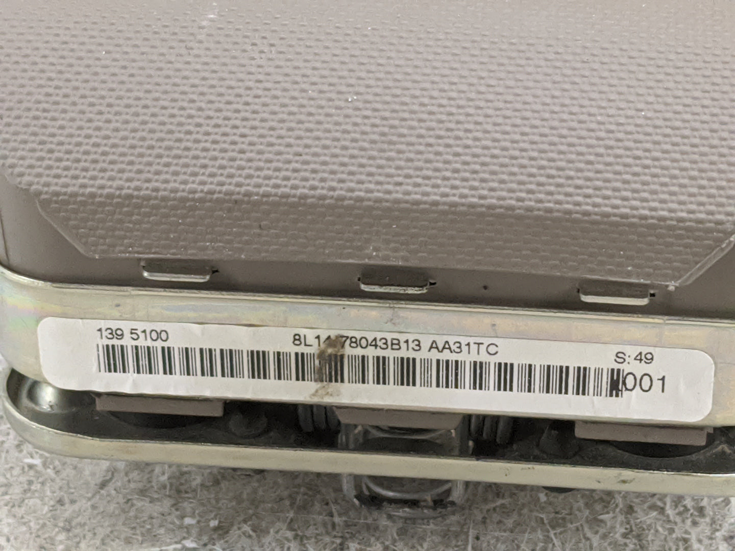 2010 Ford Expedition Air Bag Driver Left Steering Wheel Mounted 1477648 - Oemusedautoparts1.com