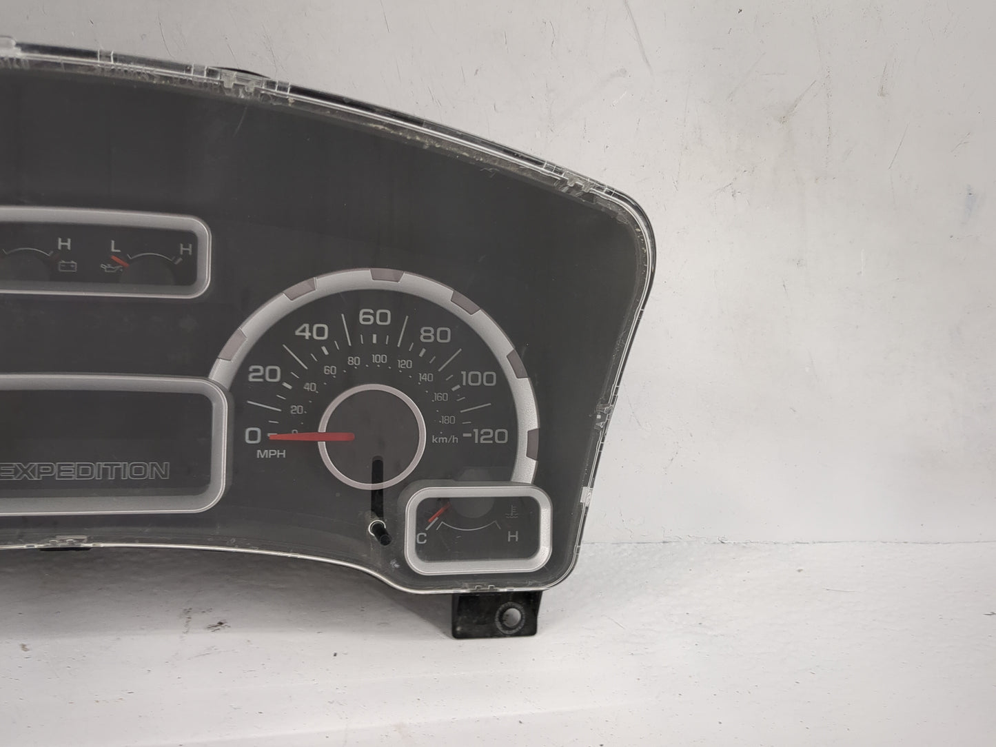 2007-2008 Ford Expedition Instrument Cluster Speedometer Gauges P/N:7L1T-10849 7L7T-10849, R79DH Miles: Fits Fits 2007 2008 