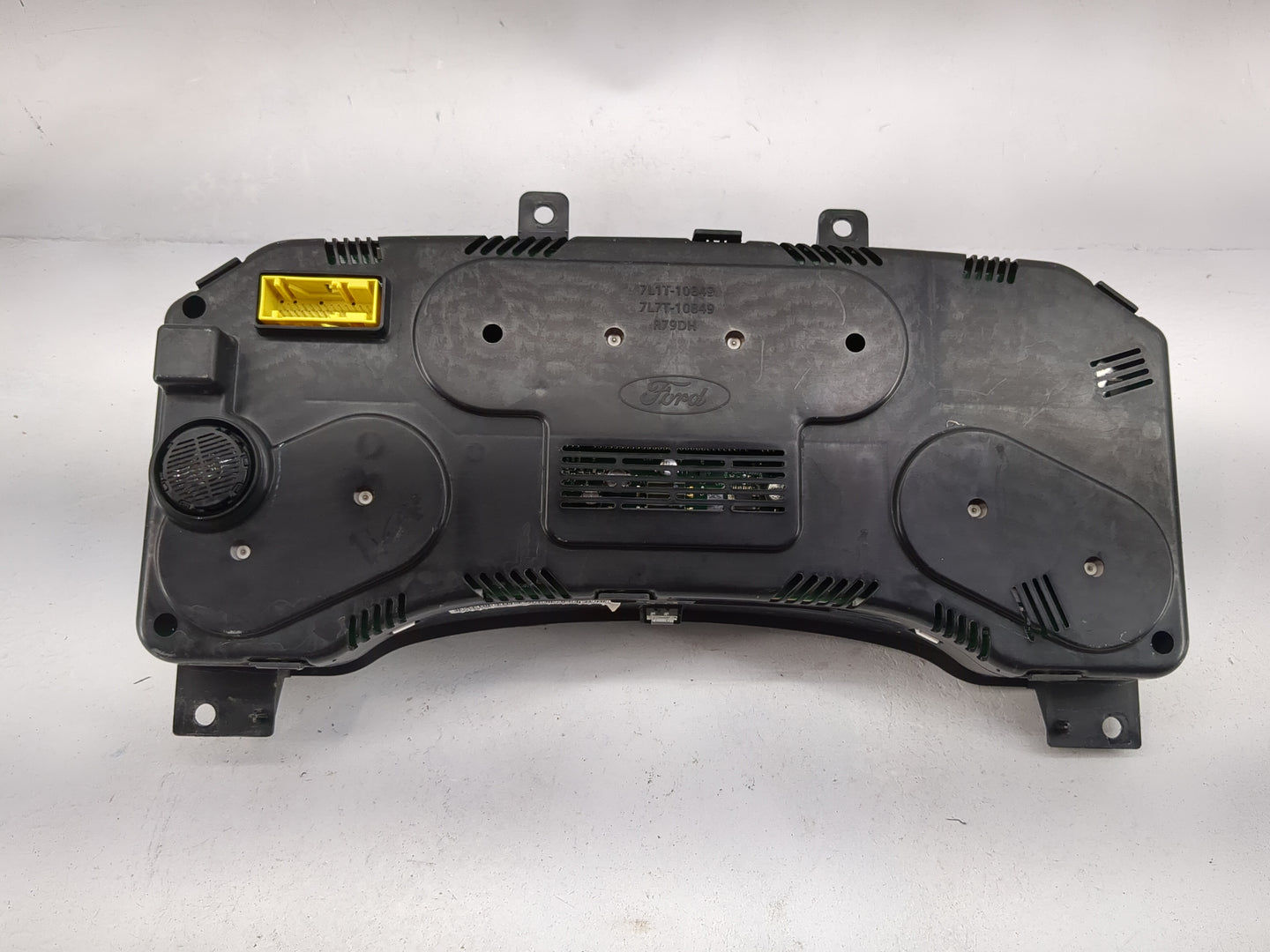 2007-2008 Ford Expedition Instrument Cluster Speedometer Gauges P/N:7L1T-10849 7L7T-10849, R79DH Miles: Fits Fits 2007 2008 