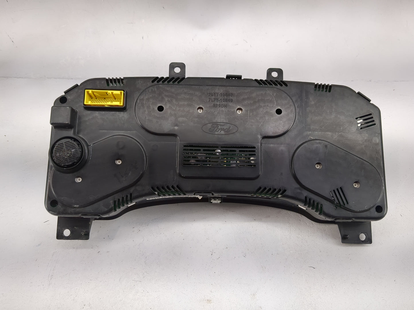2007-2008 Ford Expedition Instrument Cluster Speedometer Gauges P/N:7L1T-10849 7L7T-10849, R79DH Miles: Fits Fits 2007 2008 
