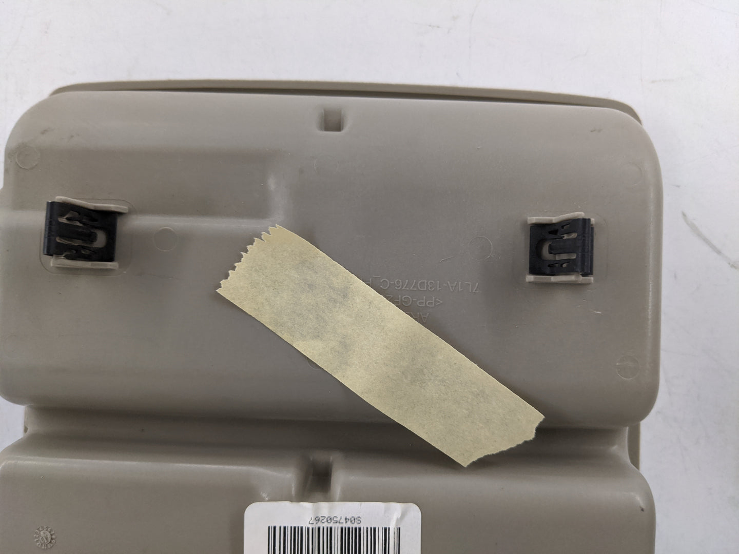 2010 Ford Expedition Overhead Roof Console Tan - Oemusedautoparts1.com