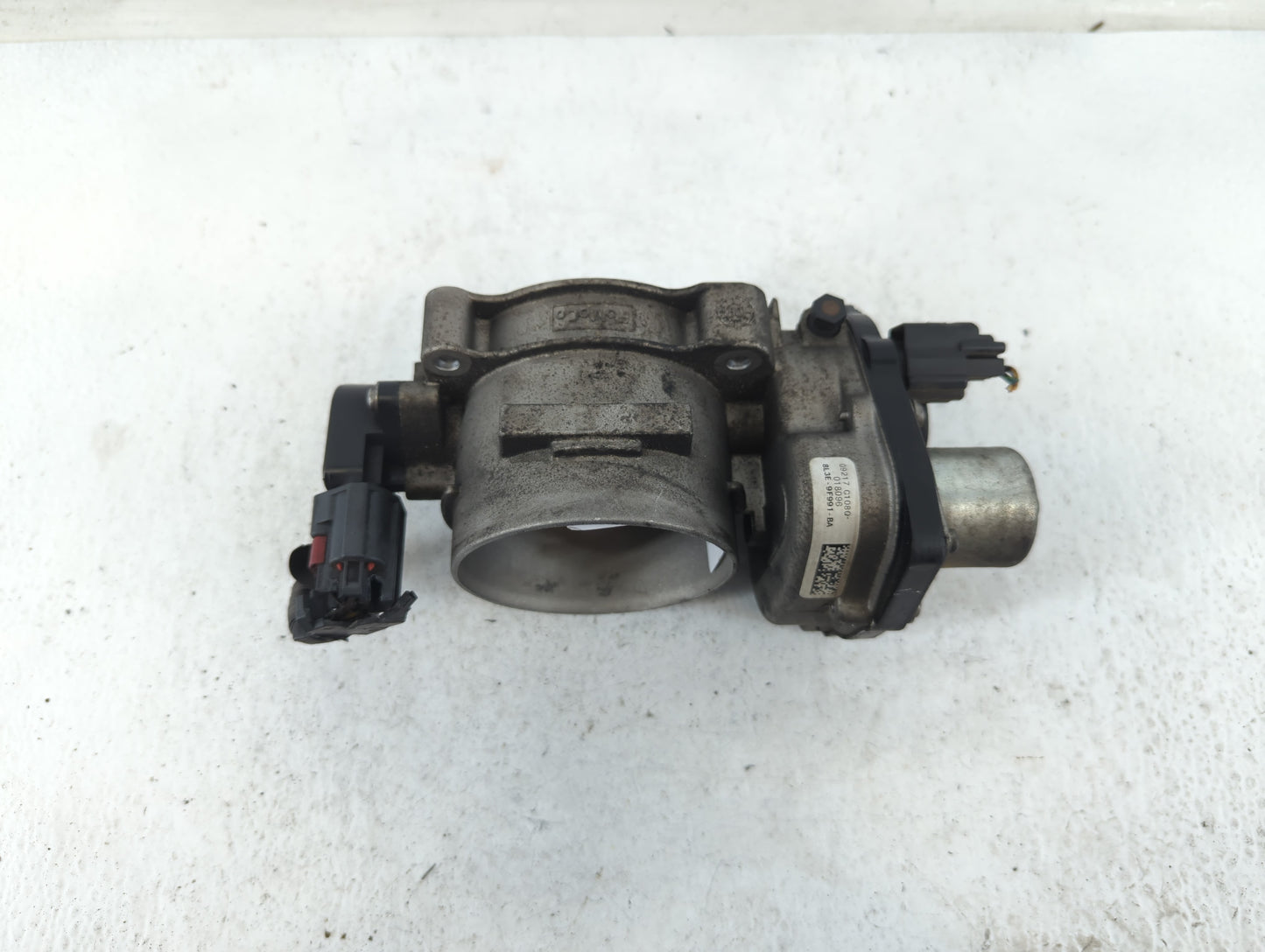 2010 Ford Expedition Throttle Body P/N:8L3E-9F991-BA 018096, 09217 C108Q Fits Fits 2004 2005 2006 2007 2008 2009 OEM Used Au
