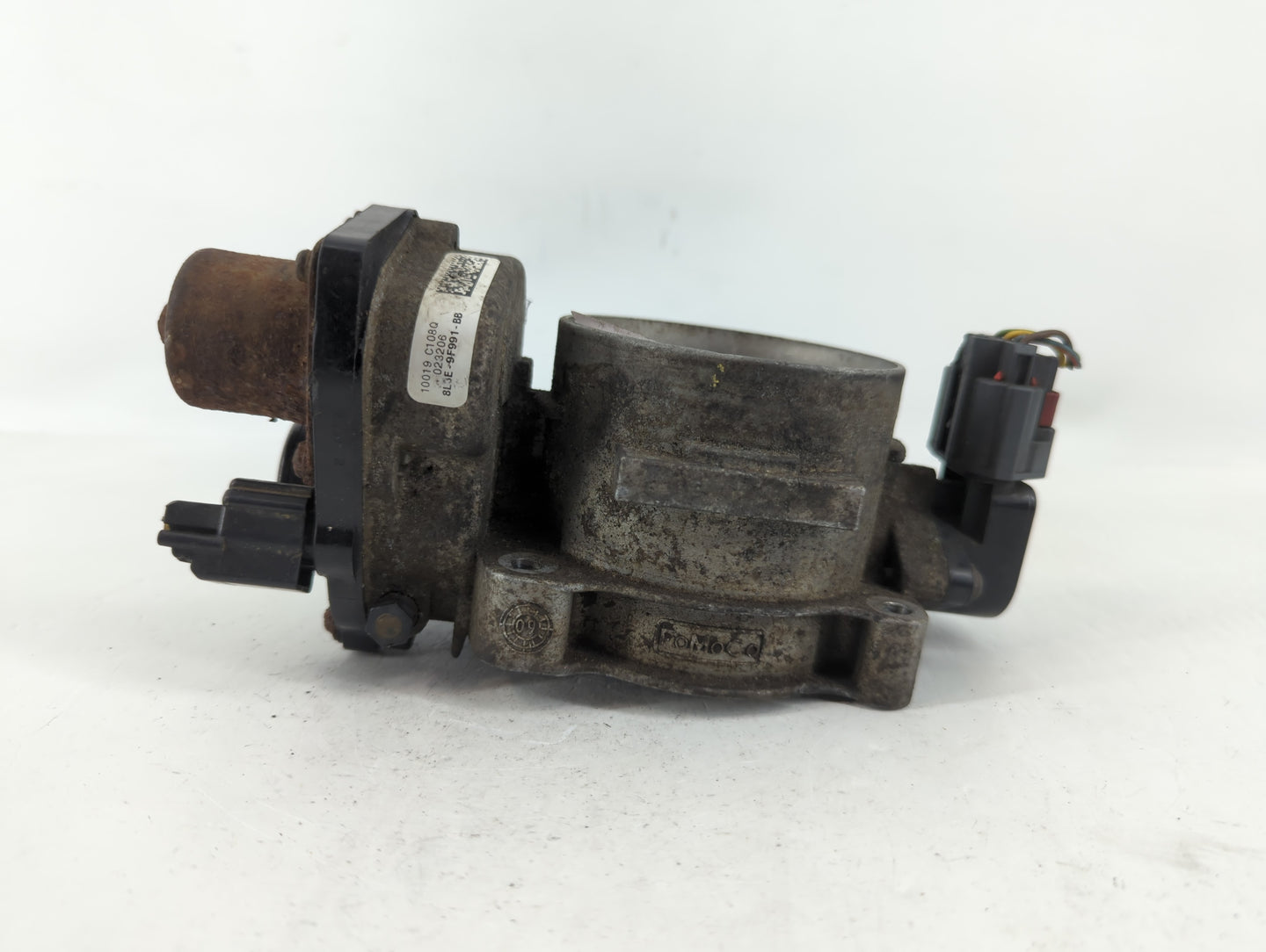 2010 Ford Expedition Throttle Body P/N:8L3E-9F991-BB 10019 C108Q Fits Fits 2004 2005 2006 2007 2008 2009 OEM Used Auto Parts
