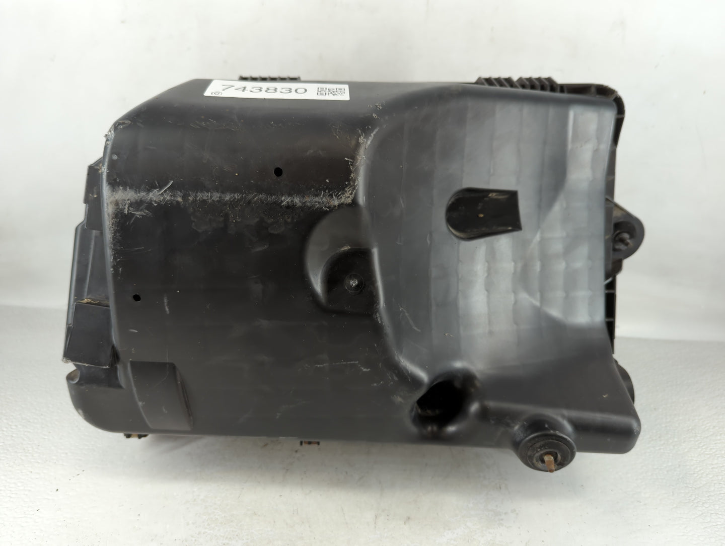 2009-2010 Ford Expedition Air Cleaner Intake-duct Hose Tube - Oemusedautoparts1.com