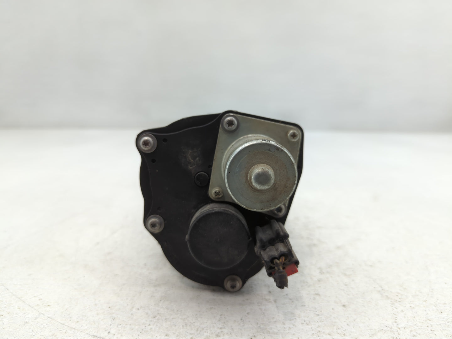 2010 Ford Expedition Throttle Body P/N:10033 C108Q 8L3E-9F991-BB Fits Fits 2011 2012 2013 2014 OEM Used Auto Parts - Oemused