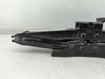 2010 Ford Explorer Spare Scissor Car Jack