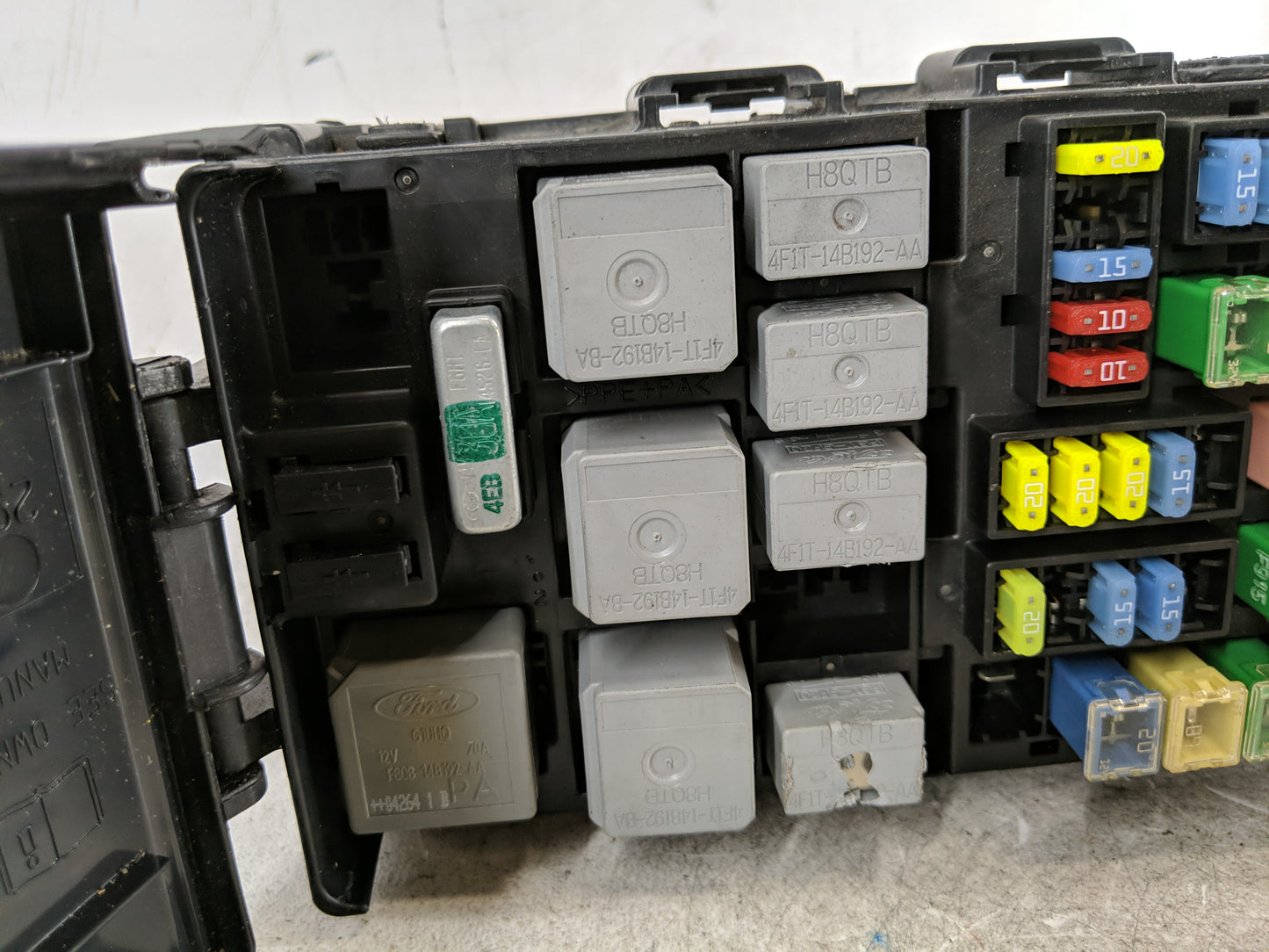 2002-2010 Ford Explorer Fusebox Fuse Box Panel Relay Module P/N:5L9T14398AE Fits Fits 2002 2003 2004 2005 2006 2007 2008 200