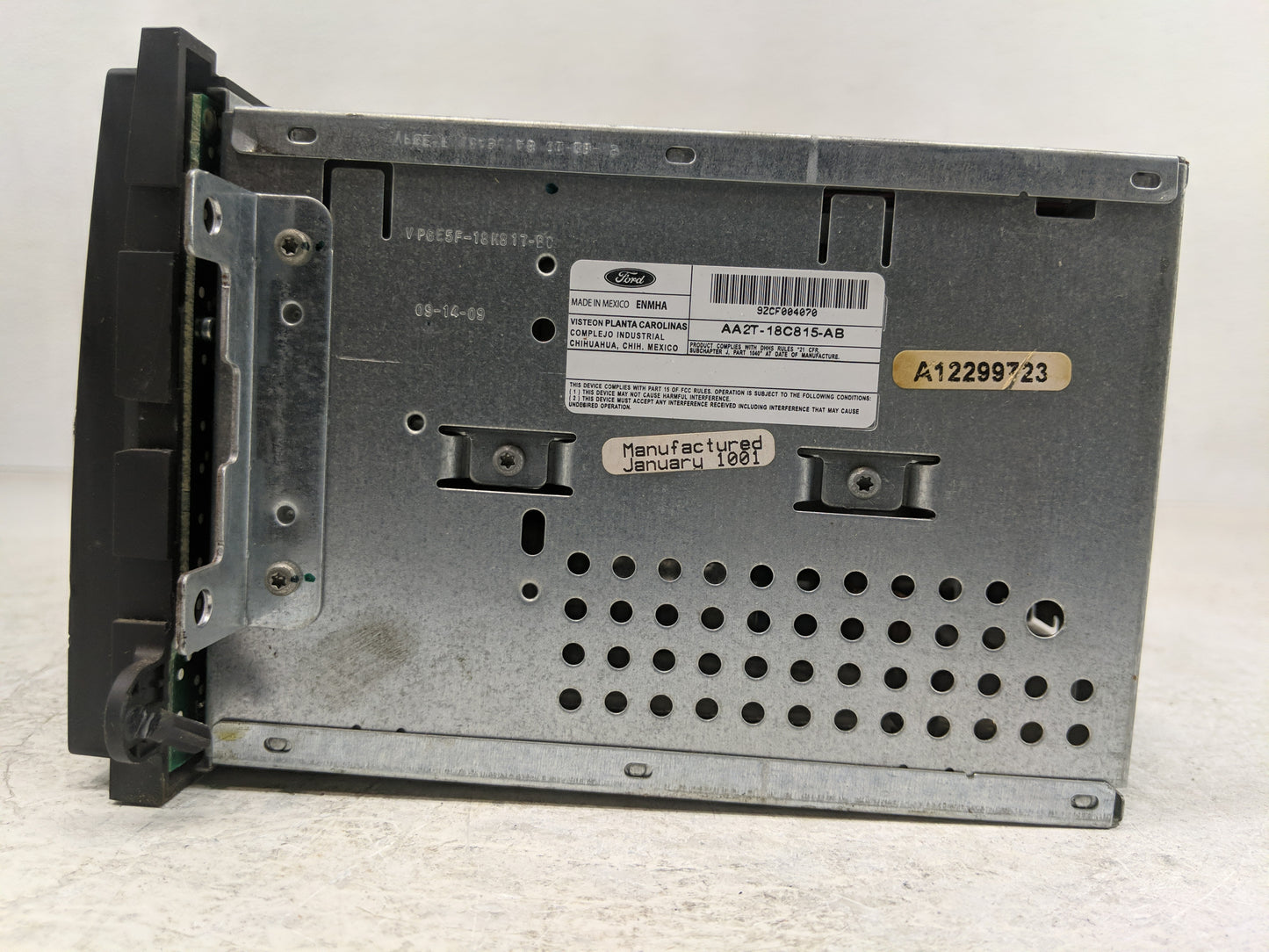 2010 Ford Explorer Radio AM FM Cd Player Receiver Replacement P/N:AA2T-18C815-AB Fits OEM Used Auto Parts - Oemusedautoparts