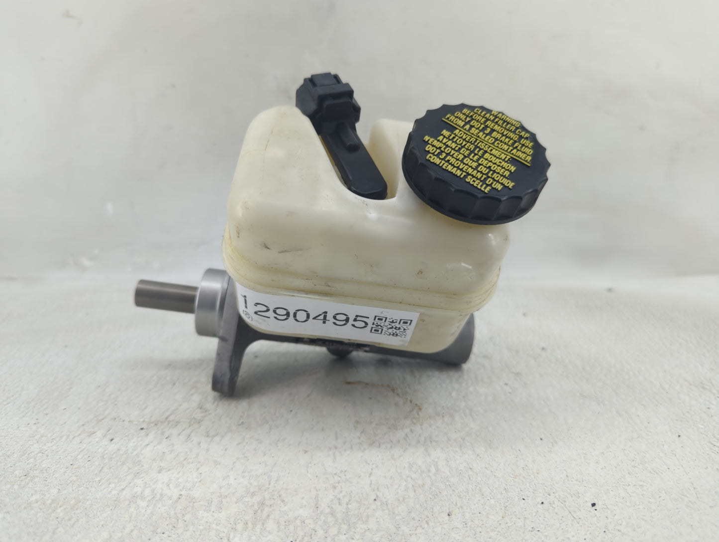 2006-2010 Ford Explorer Brake Master Cylinder 1290495 - Oemusedautoparts1.com