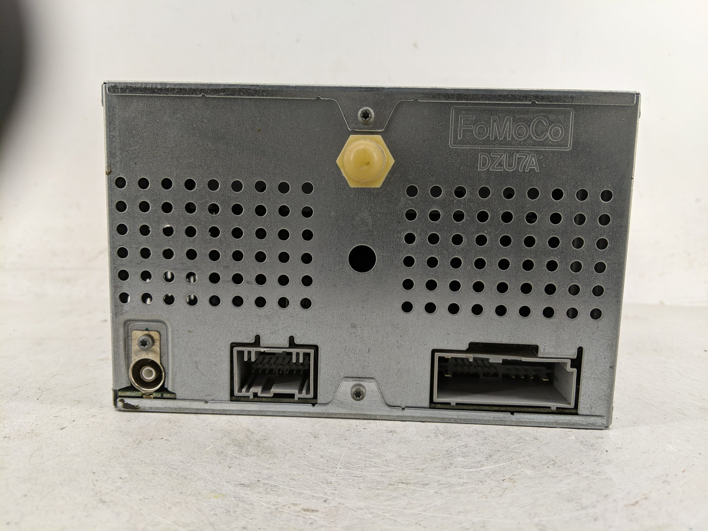 2010 Ford Explorer Radio AM FM Cd Player Receiver Replacement P/N:AL2T-18C869-AB Fits OEM Used Auto Parts - Oemusedautoparts
