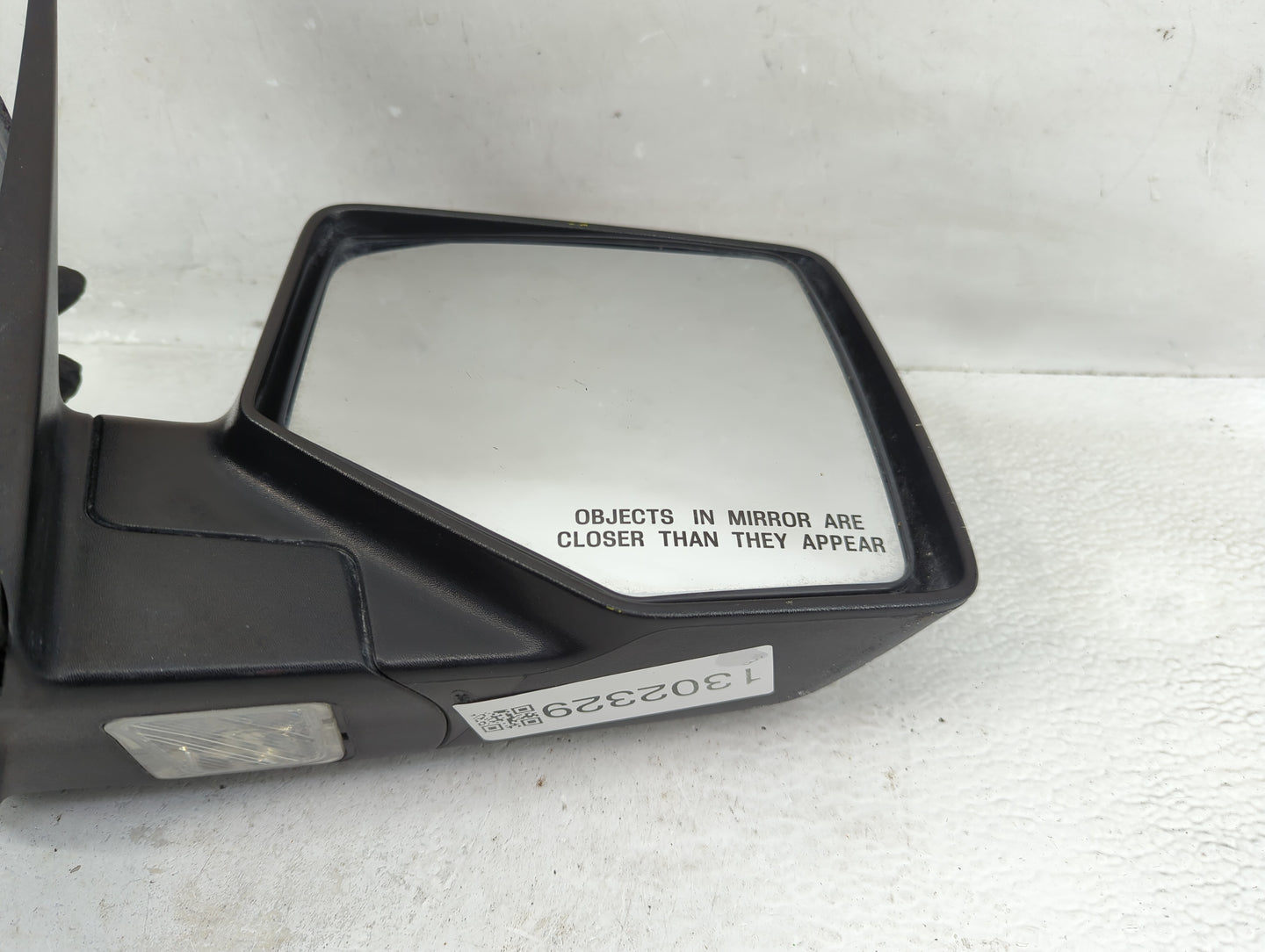 2006-2010 Ford Explorer Passenger Side View Mirror - Right Door Mirror OEM Used - Oemusedautoparts1.com