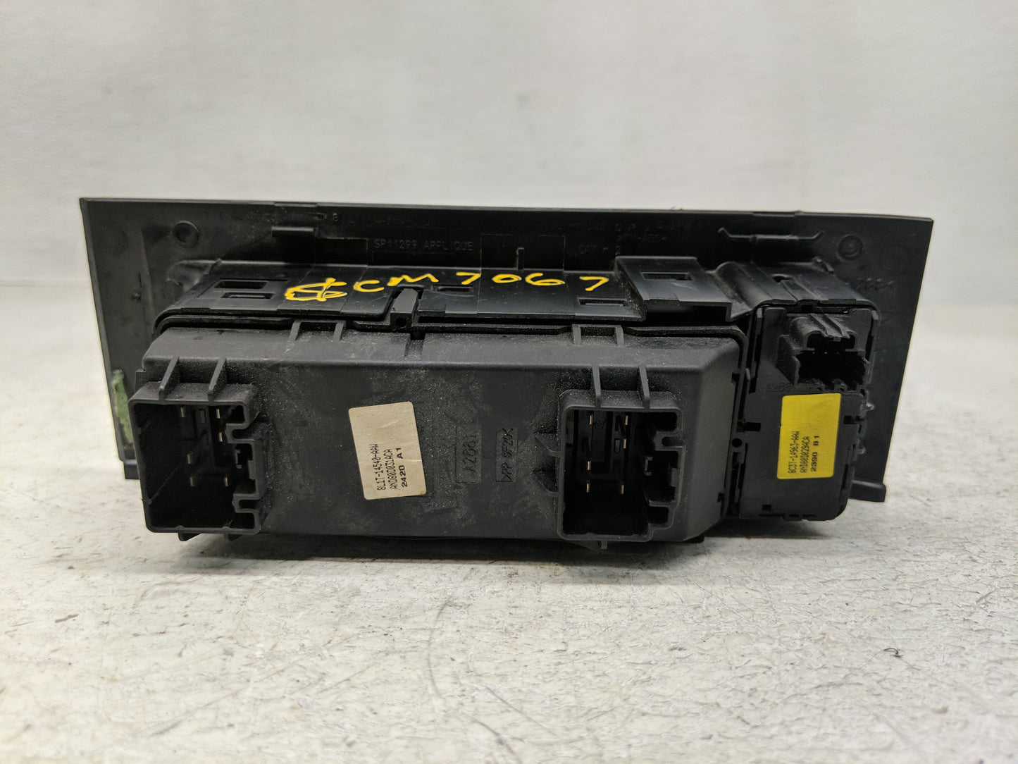 2008-2010 Ford Explorer Master Power Window Switch Replacement Driver Side Left P/N:8C3T-14963-AAW 8L1T-14540-AAW Fits OEM U