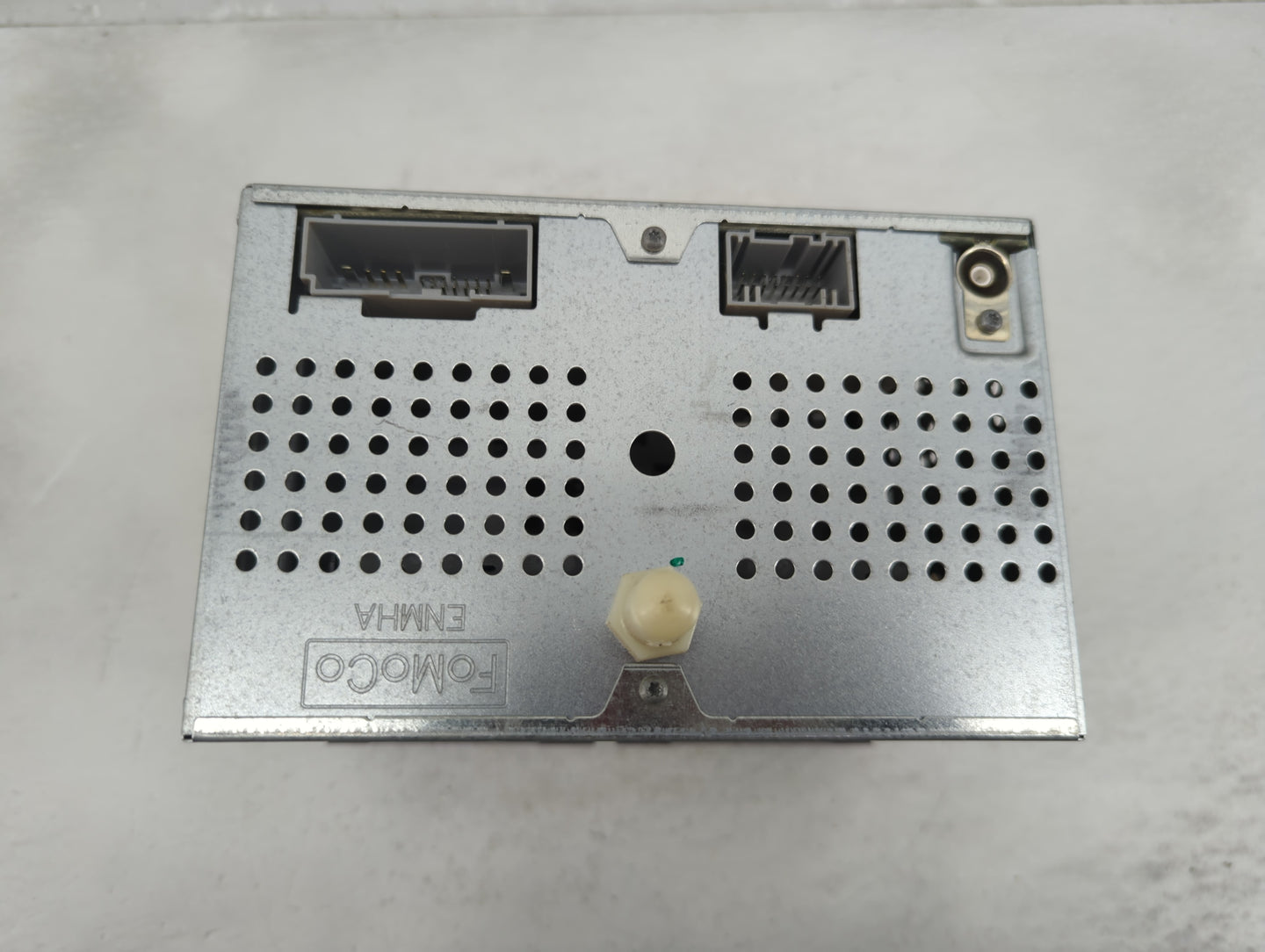 2010 Ford Explorer Radio AM FM Cd Player Receiver Replacement P/N:AL2T-18C869-AC Fits OEM Used Auto Parts - Oemusedautoparts